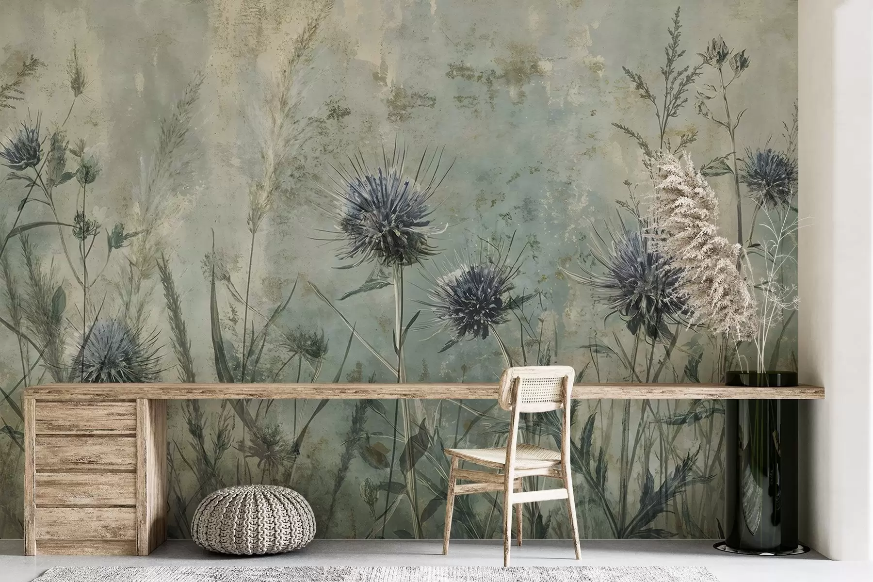 fototapet Un câmp de flori de ciulin purpuriu cu flori neclare și frunze în fundal textural de epocă w08463