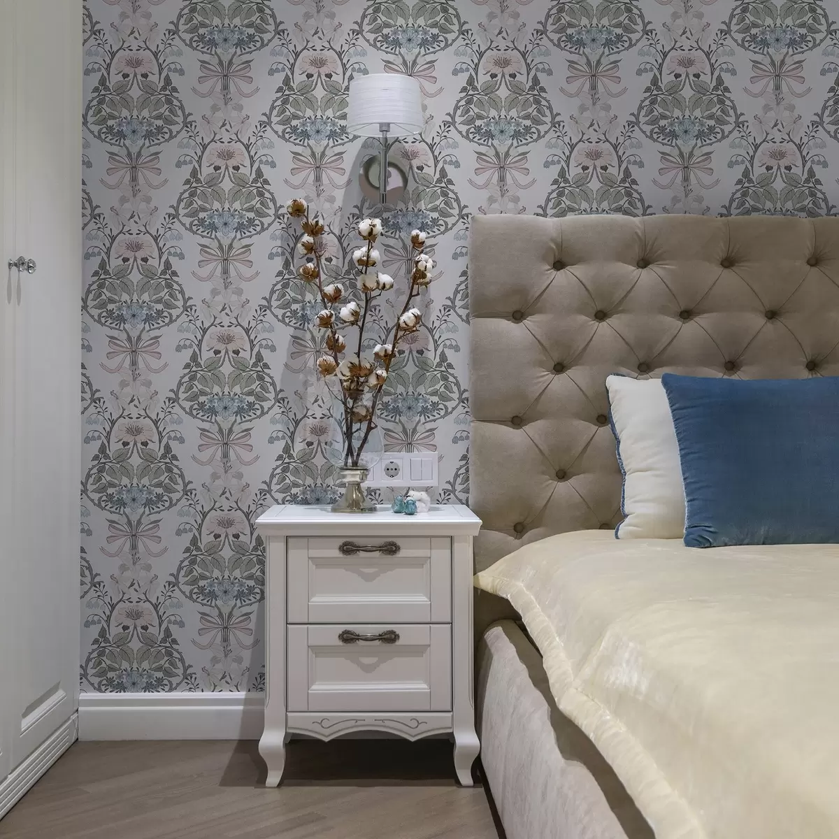 Wallpaper Model floral retro cu arcuri și muguri a00174