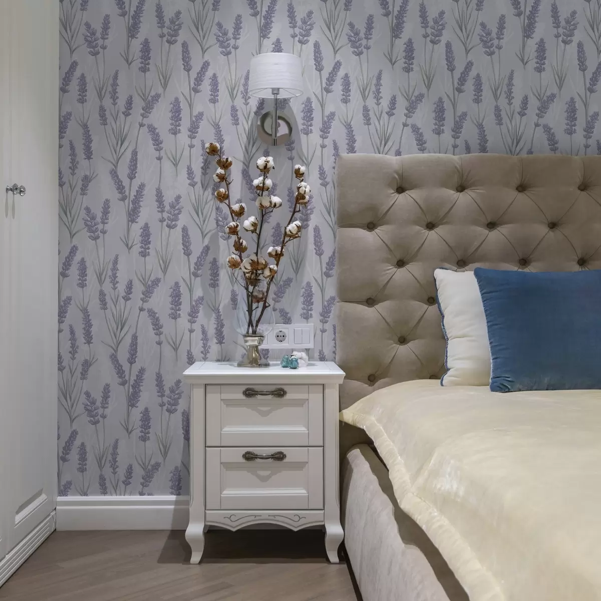 Wallpaper Ramuri de levănțică într-o paletă de acuarelă mov pal a00447