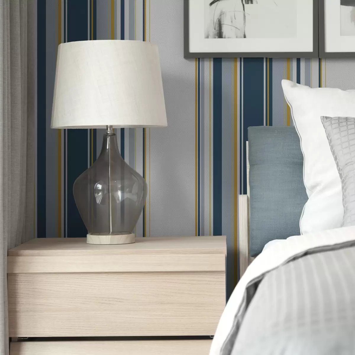 Wallpaper Model dens de dungi verticale albastre și galbene a00524