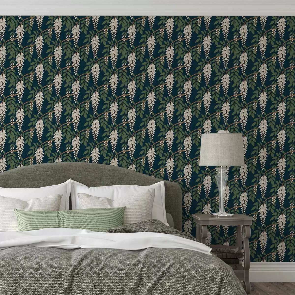 Wallpaper Glicină de culoare fildeș pe un fundal verde-albăstrui intens a00694v1