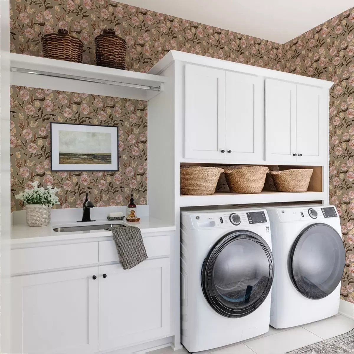 Wallpaper Flori roz și fluturi pe un fundal bej-măsliniu a00633v2