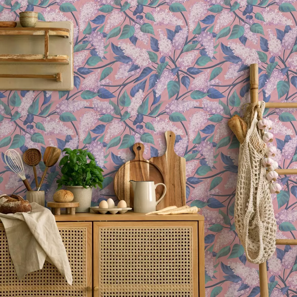 Wallpaper Flori delicate de liliac pe fond roz, atmosferă de primăvară a00797