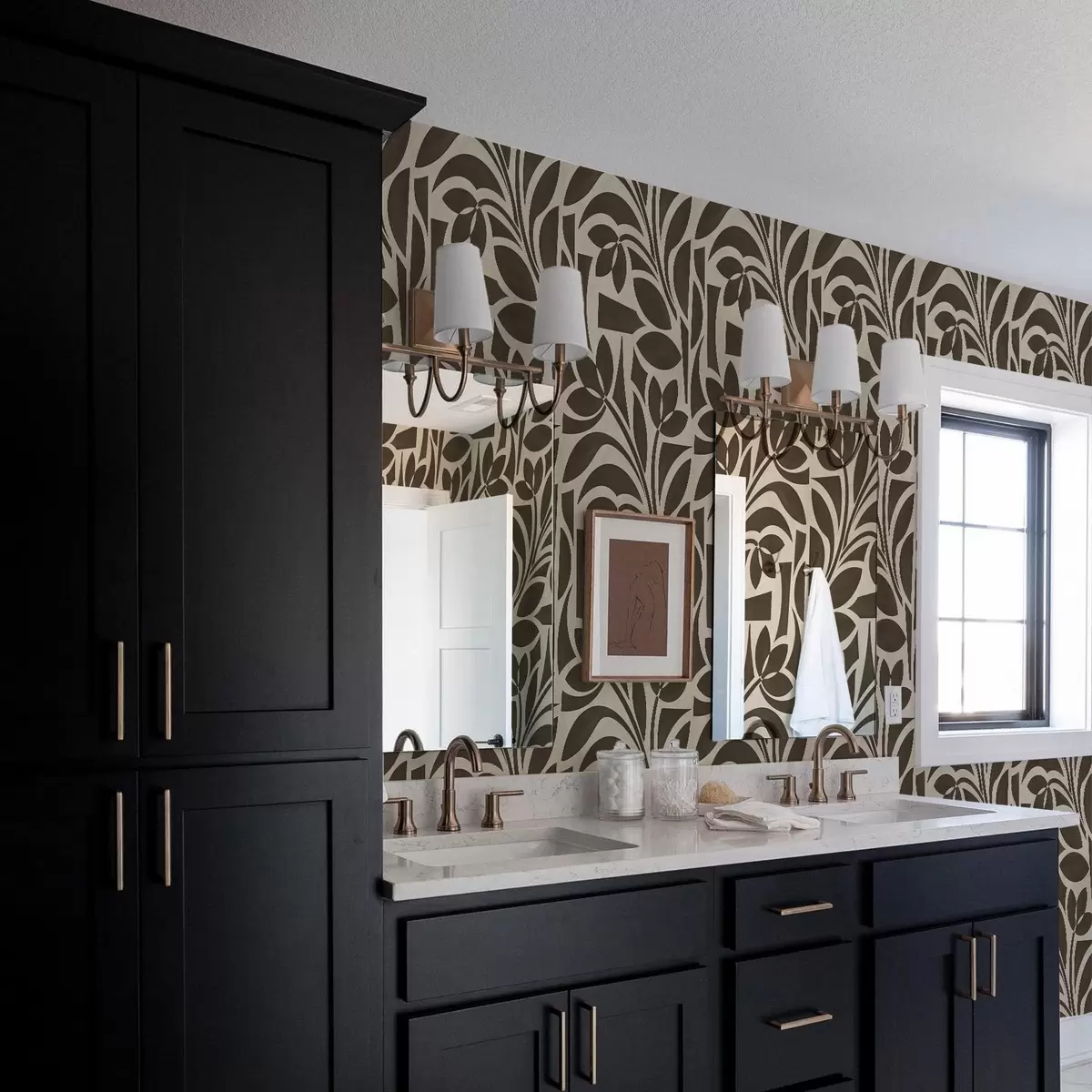 Wallpaper Siluete geometrice de frunze, maro închis pe bej a00679v1