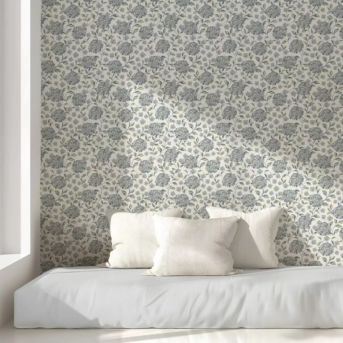 Wallpaper Flori și frunze stufoase într-o paletă de culori gri-albastru a00778