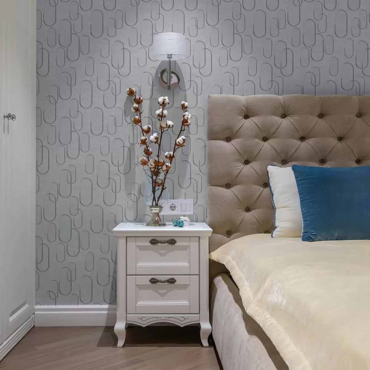 Wallpaper Fundal deschis cu ovale alungite, contururi gri a00921