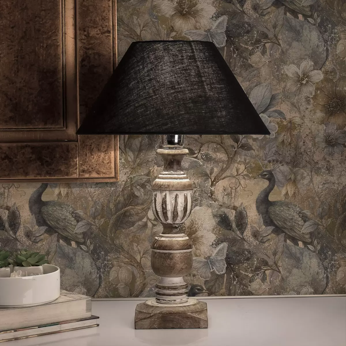 Wallpaper Colaj floral învechit cu păuni și fluturi a00897